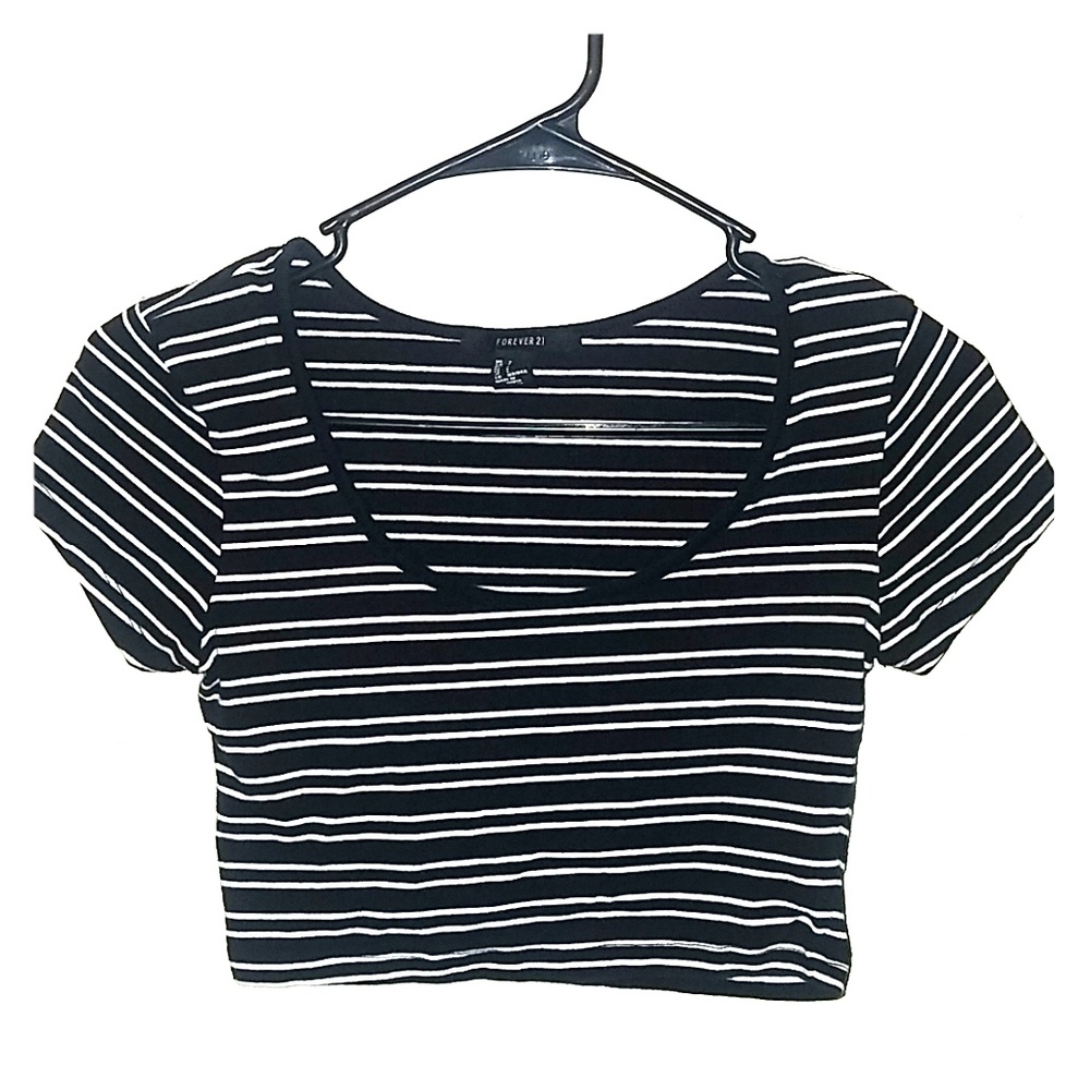 Black and White Striped Crop Top